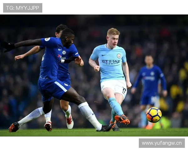 任意球快发规则全面拆解:何时允许裁判不吹哨?