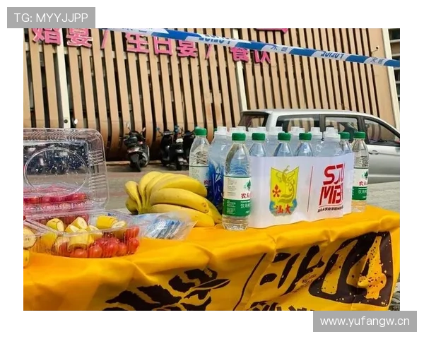 仲满家的冰箱里塞满了能量胶，连饮料都按训练计划排班